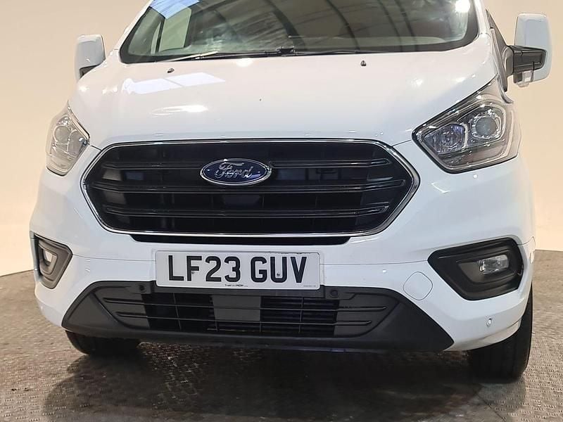 Used Ford Transit Custom Limited 130 HP (95 kW) 2023 White Van