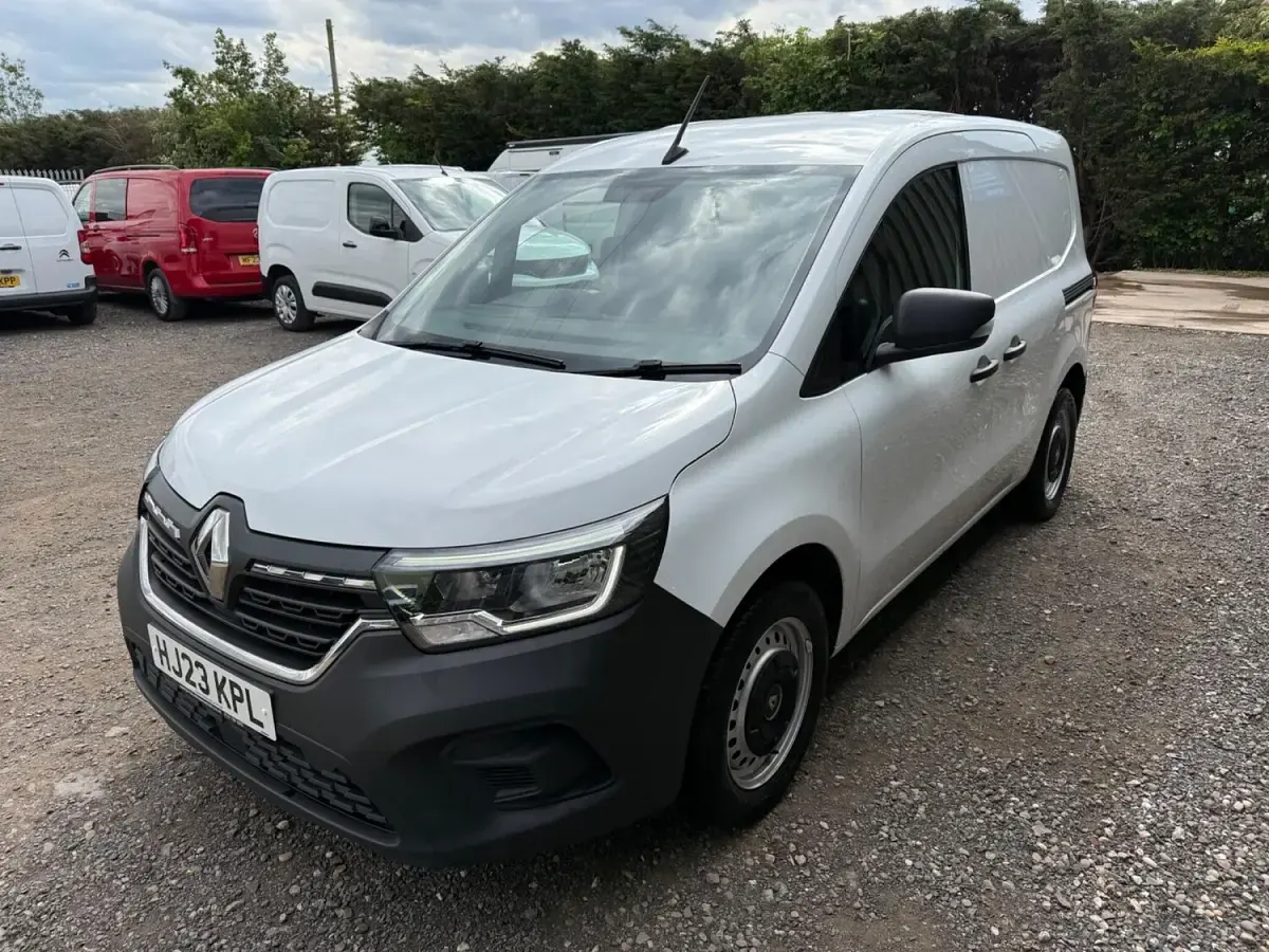 Used Renault Kangoo 2023 White MPV