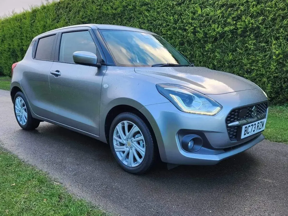 Used Suzuki Swift SZ-T 83 HP (61 kW) 2024 Silver Hatchback