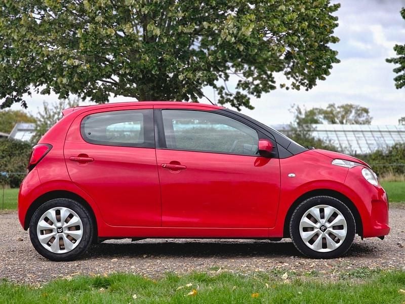 Used Citroën C1 Feel 68 HP (50 kW) 2016 Red Hatchback
