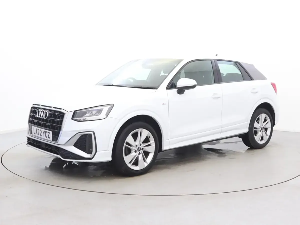 Usado Audi Q2 S-Line 2023 Blanco SUV