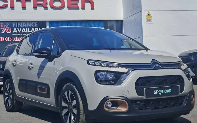 Usado Citroën C3 PureTech 83 HP (61 kW) 2023 Castanho Citadino
