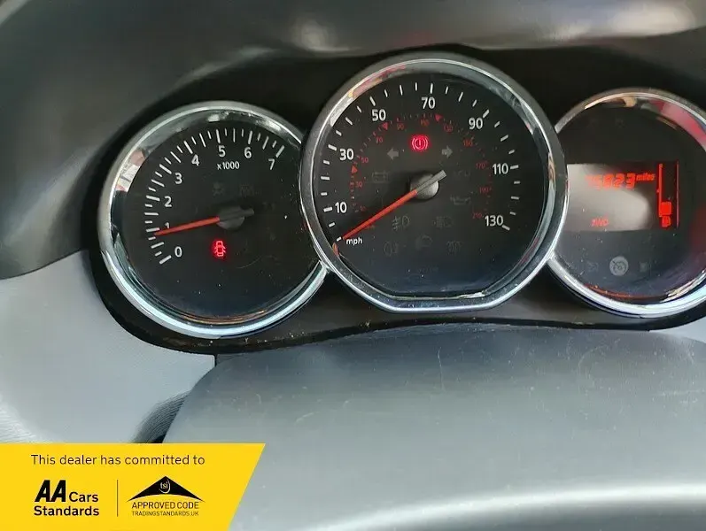 Used Dacia Duster Lauréate 2015 Blue SUV