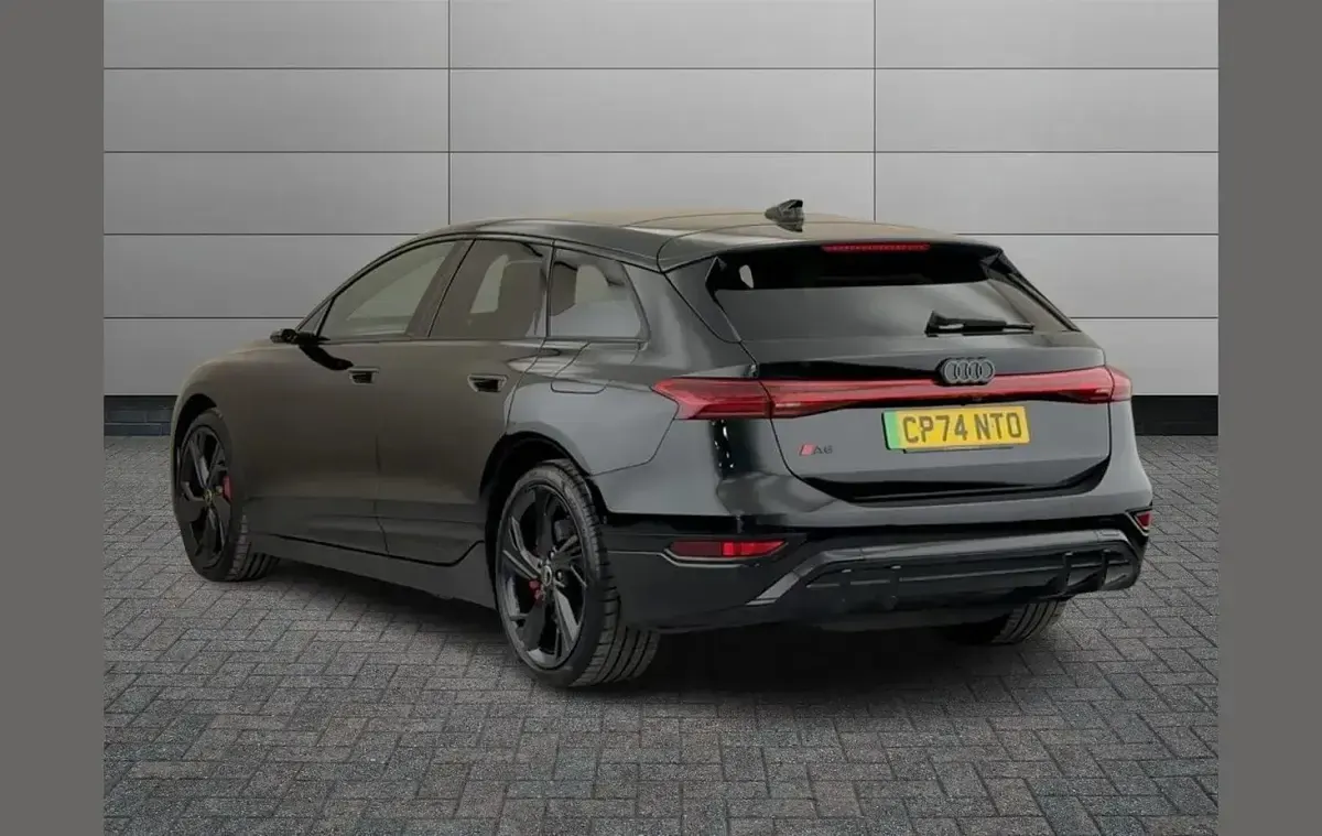 Used Audi e-tron Performance 269 kW (367 HP) 2025 Black SUV