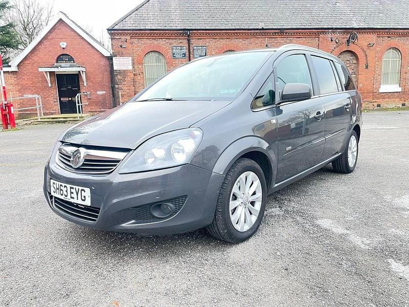 Grey Used 2013 Vauxhall Zafira Design Edition MPV | £2,390 (Super price) - Image 1/4