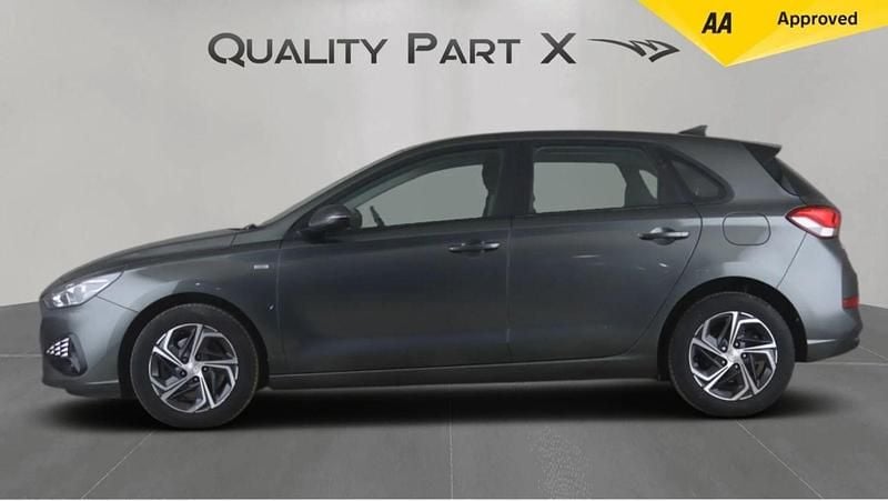 Used Hyundai i30 SE 120 HP (88 kW) 2023 Grey Hatchback