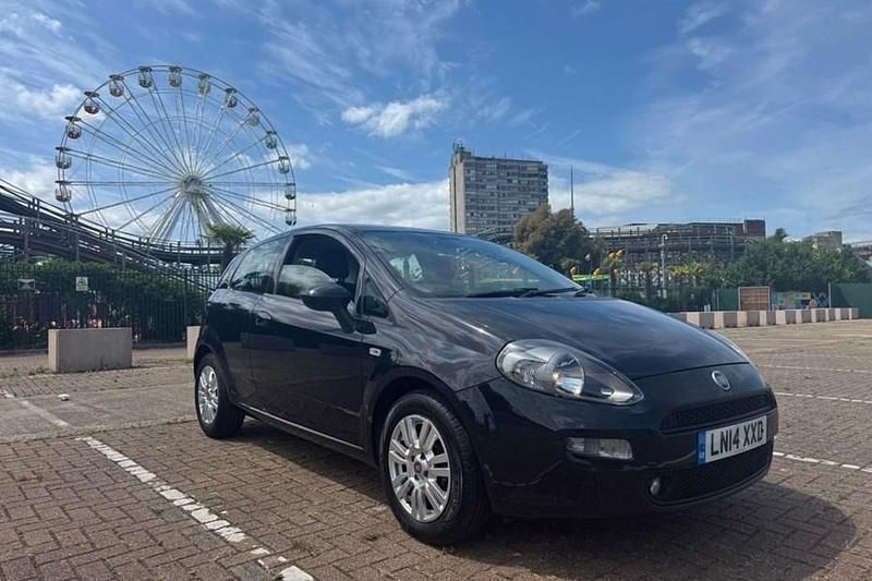 Black Used 2014 Fiat Punto Lounge Hatchback | £2,995 - Image 1/1