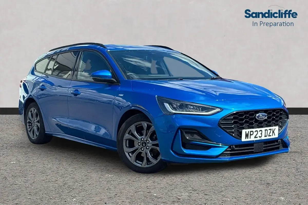 Begagnad Ford Focus ST-Line 155 HK (114 kW) 2023 Kombi