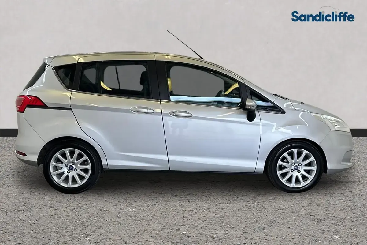 Used Ford B-MAX Titanium 105 HP (77 kW) 2017 Silver MPV