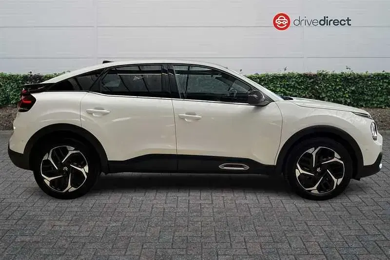 Used Citroën C4 PureTech 130 HP (95 kW) 2024 White SUV