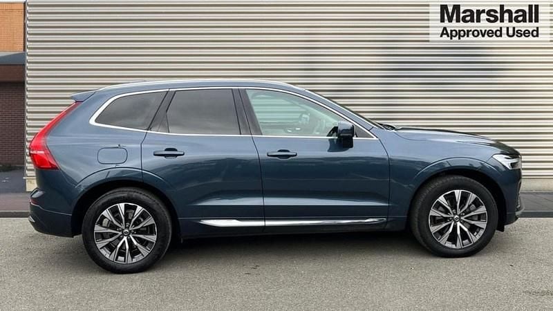 Used Volvo XC60 Inscription 340 HP (250 kW) 2021 Blue SUV