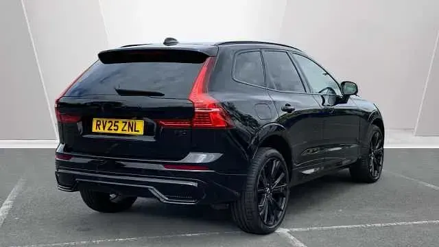 Used Volvo XC60 Ultra 250 HP (183 kW) 2025 Black SUV