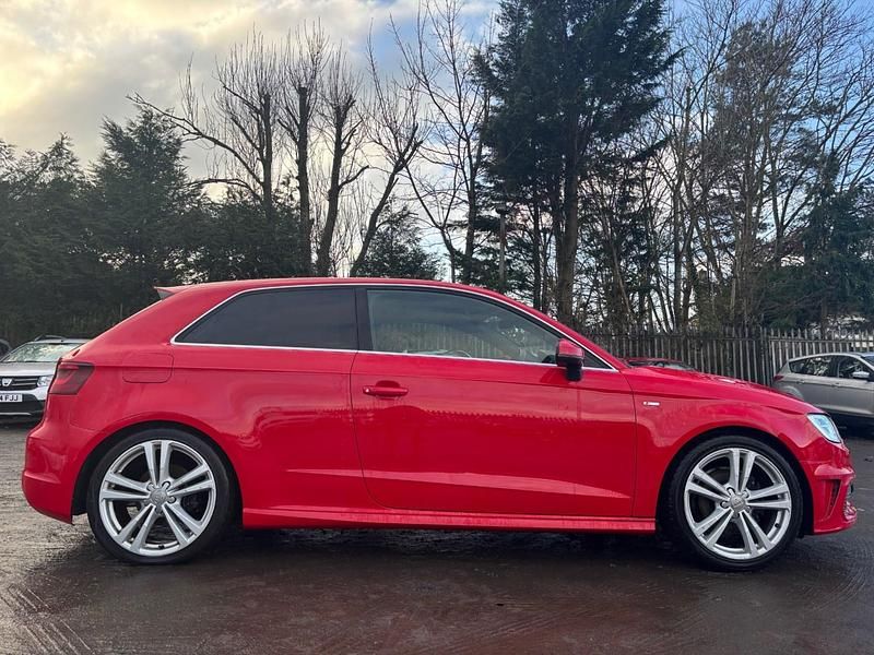 Used Audi A3 S-Line 140 HP (102 kW) 2014 Red Hatchback