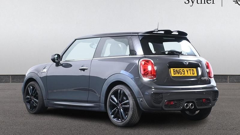 Używany Mini Cooper S Hatch 189 KM (139 kW) 2019 Szary Hatchback