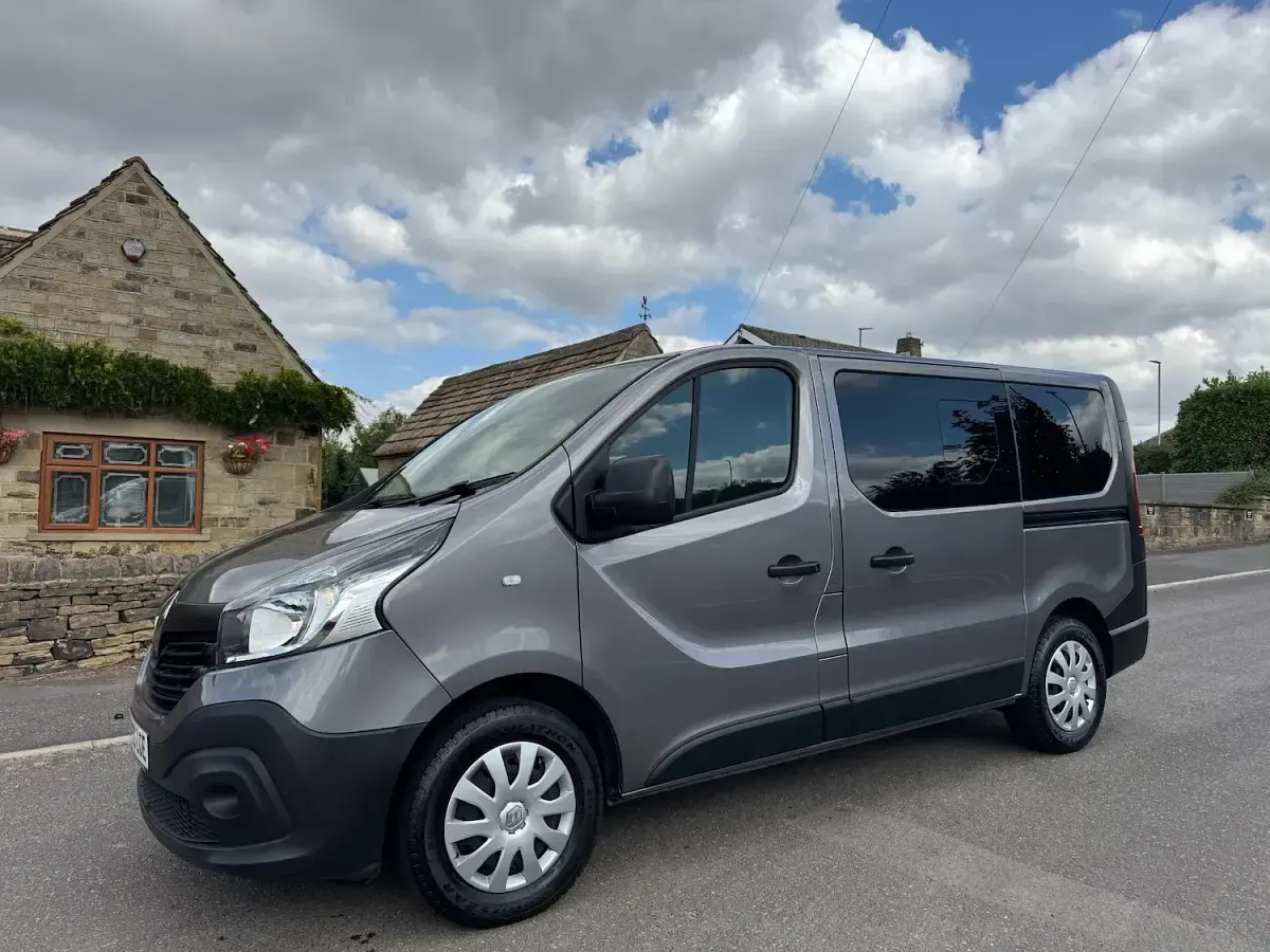 Used Renault Trafic Business 2018 Grey MPV