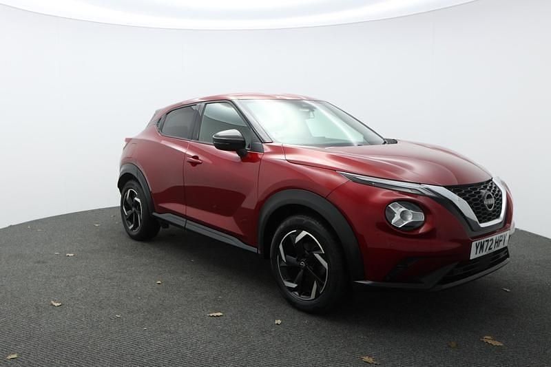 Used Nissan Juke N-Connecta 114 HP (83 kW) 2022 Red SUV