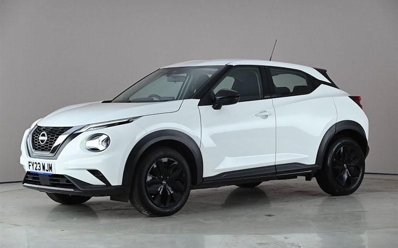 Używany Nissan Juke Acenta 114 KM (83 kW) 2023 Biały SUV