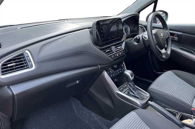 Used Suzuki SX4 S-Cross 116 HP (85 kW) 2023 Energetic red SUV