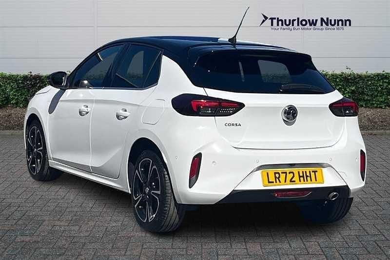 Used Vauxhall Corsa Ultimate 101 HP (74 kW) 2023 White Hatchback
