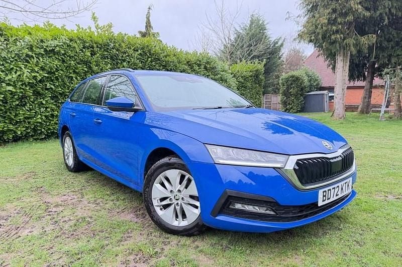Used Skoda Octavia SE Technology 150 HP (110 kW) 2023 Blue Estate