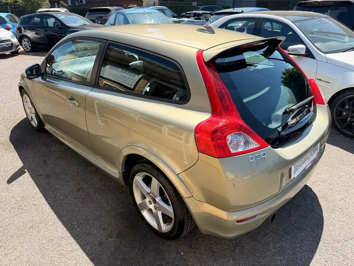 Used Volvo C30 R-Design 2009 Gecko green Hatchback