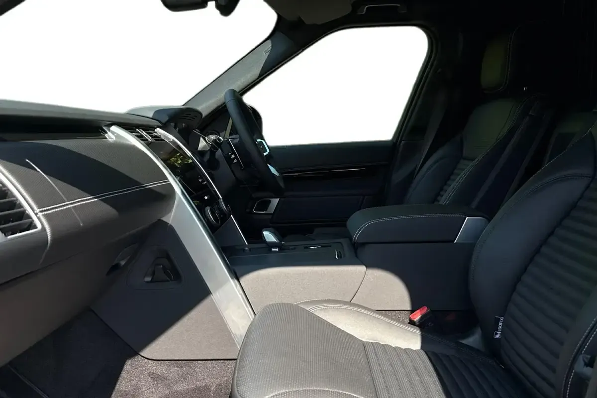 New Land Rover Discovery SE 350 HP (257 kW) 2026 Grey SUV