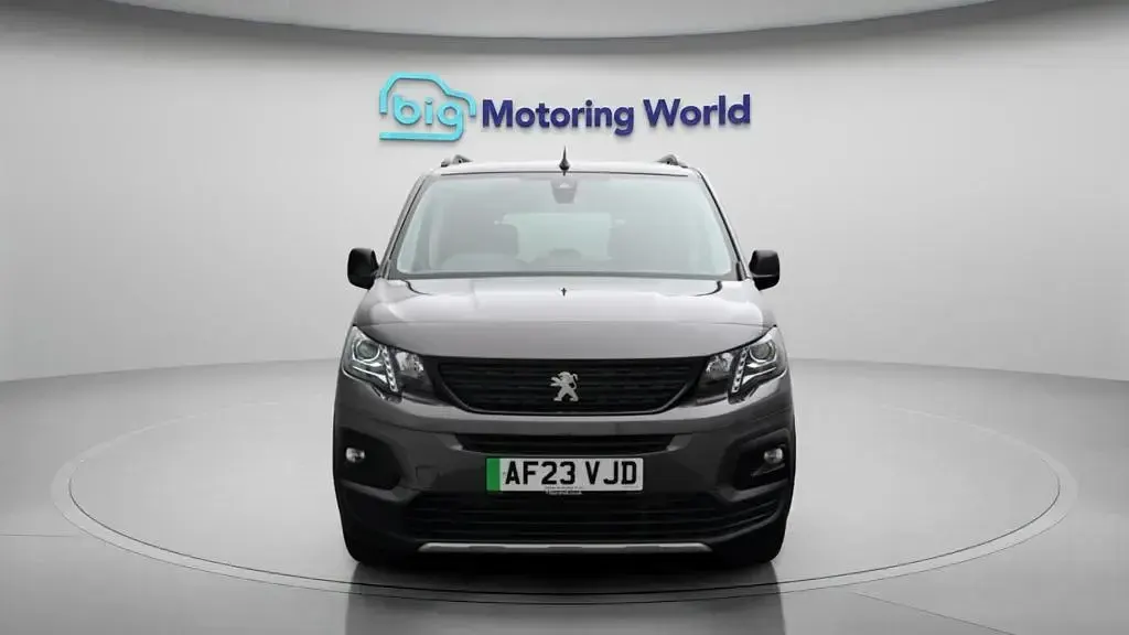 Used Peugeot e-Rifter GT 100 kW (136 HP) 2023 MPV