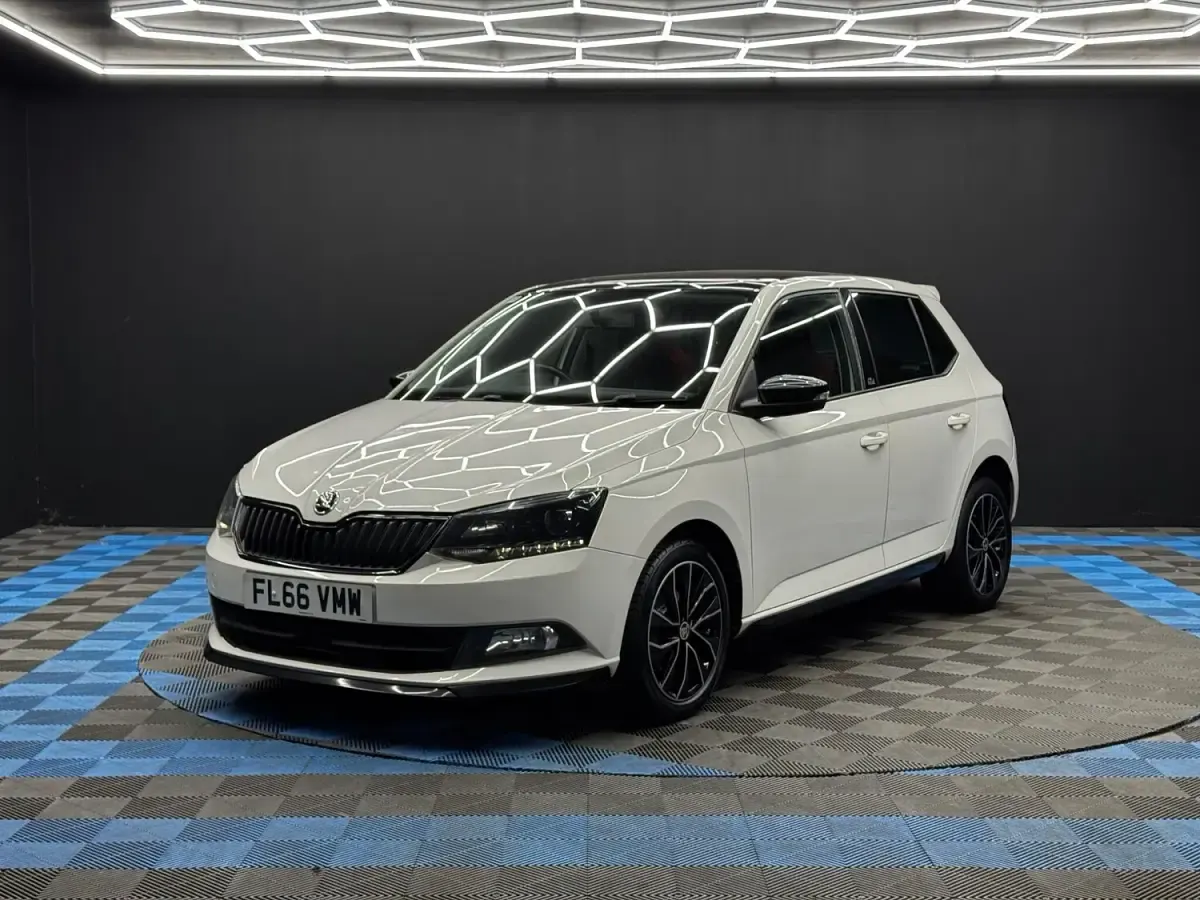 Used Skoda Fabia Monte Carlo 2016 White Hatchback
