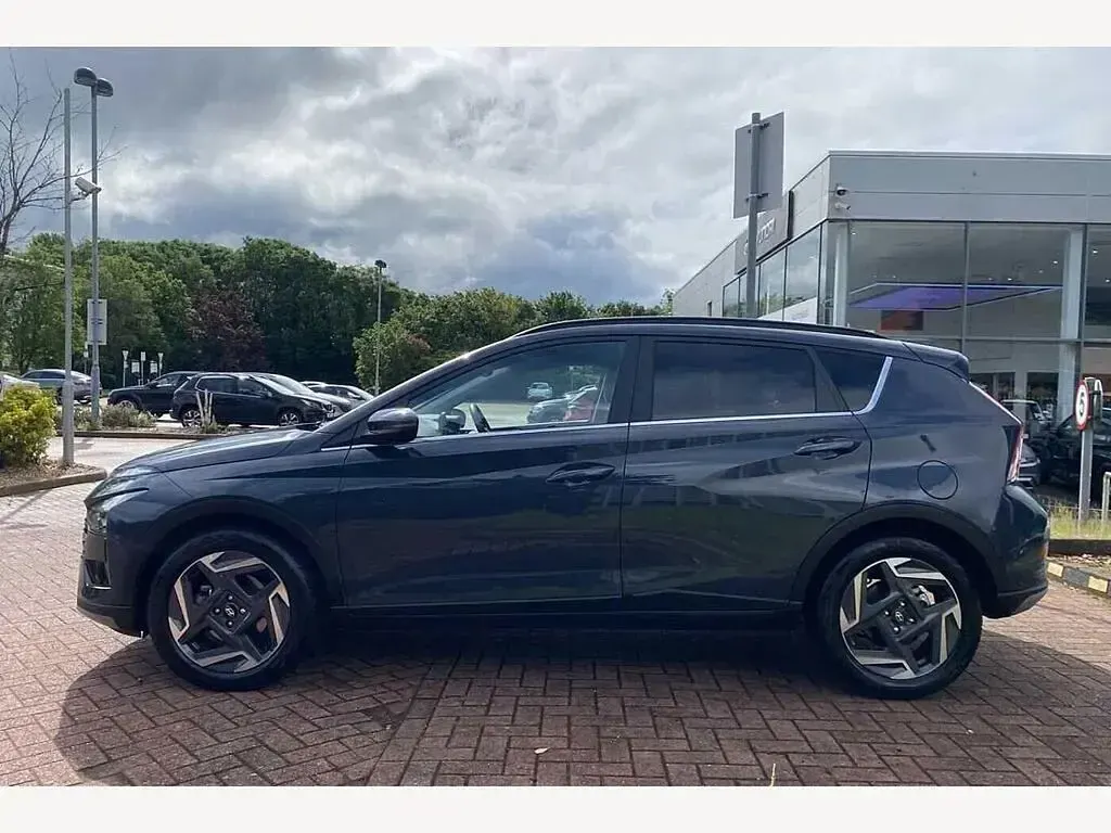 Used Hyundai Bayon Premium 100 HP (73 kW) 2025 Aurora grey SUV