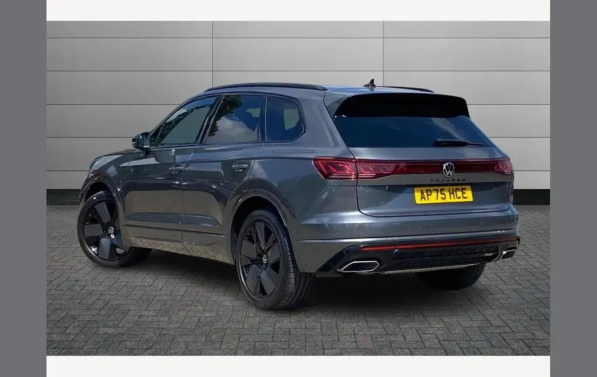 Used VW Touareg Black Edition 286 HP (210 kW) 2026 Grey SUV