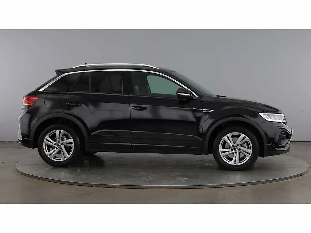 Used VW T-Roc R-line 150 HP (110 kW) 2025 Black SUV