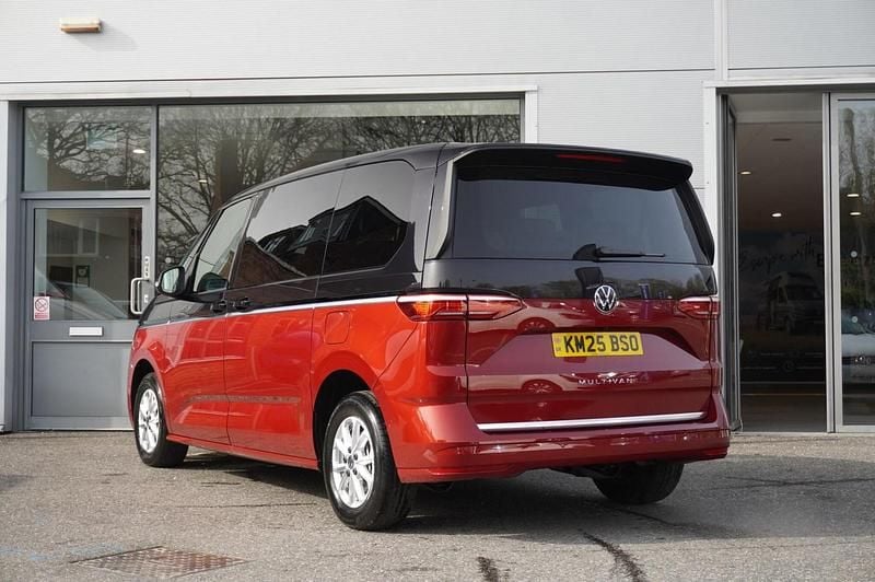 Used VW Multivan Life 150 HP (110 kW) 2025 Black MPV
