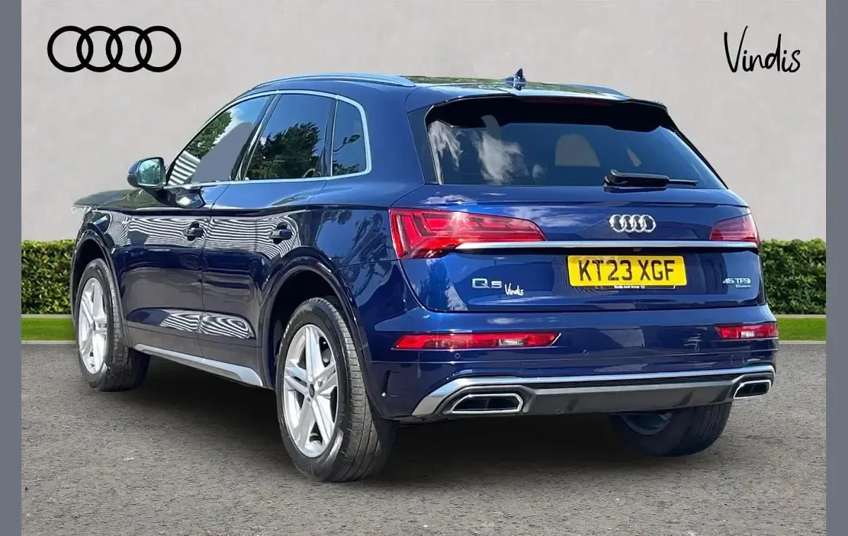 Used Audi Q5 S-Line 261 HP (191 kW) 2023 Blue SUV