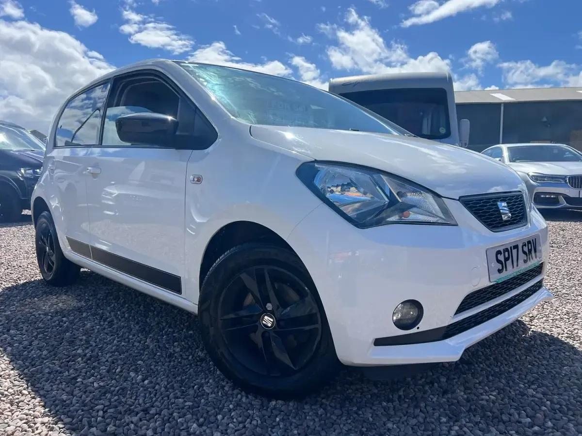 Used Seat Mii Design 2017 White Hatchback
