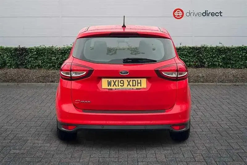 Second-hand Ford C-MAX Titanium 125 CP (91 kW) 2019 Roșu Monovolum