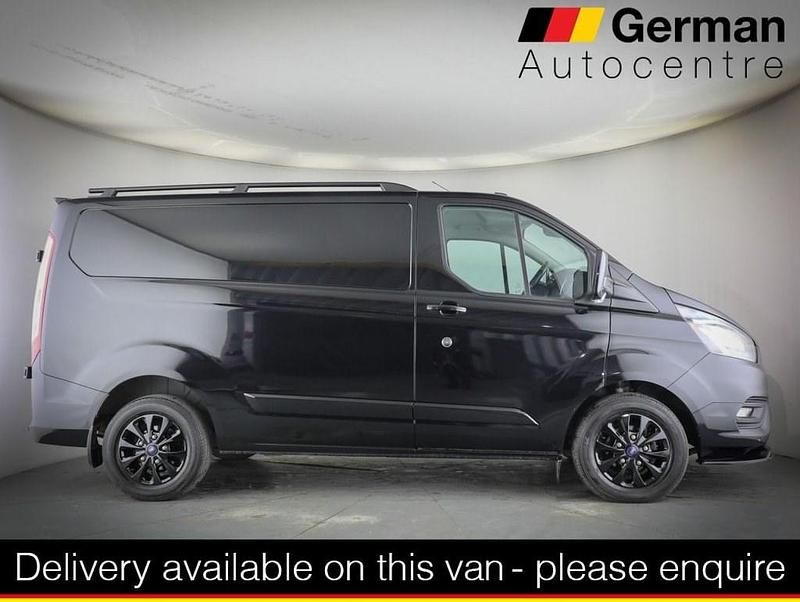 Used Ford Transit Custom Limited 130 HP (95 kW) 2022 Black Van