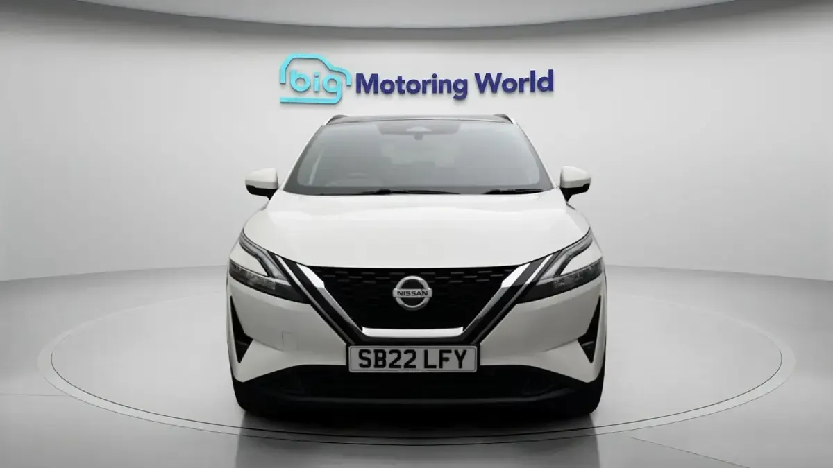Used Nissan Qashqai Tekna 2022 White SUV