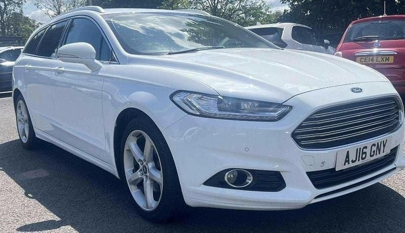 White Used 2016 Ford Mondeo Titanium Estate | £5,990 (Fair price) - Image 1/4