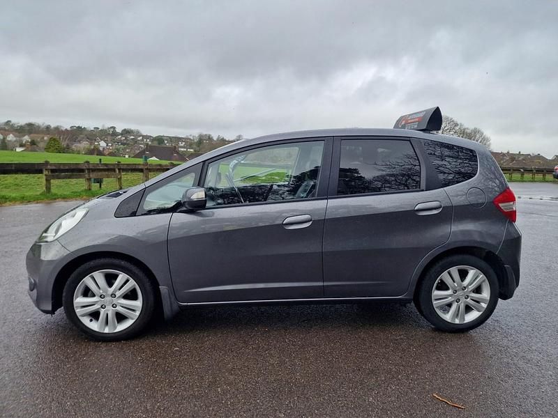 Used Honda Jazz EX-L 99 HP (72 kW) 2012 Silver Hatchback