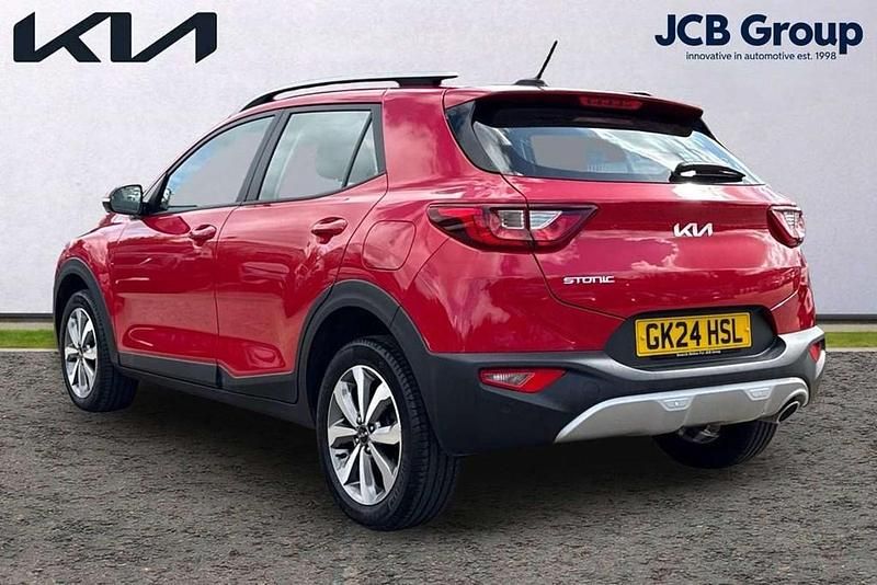Used Kia Stonic 100 HP (73 kW) 2024 Red SUV