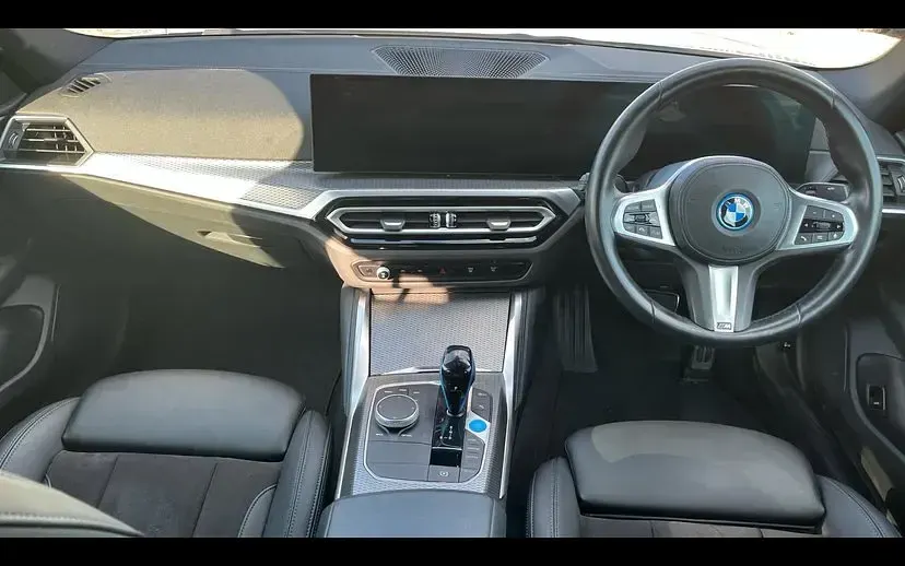 Used BMW i4 M Sport 246 kW (335 HP) 2022 White Sedan