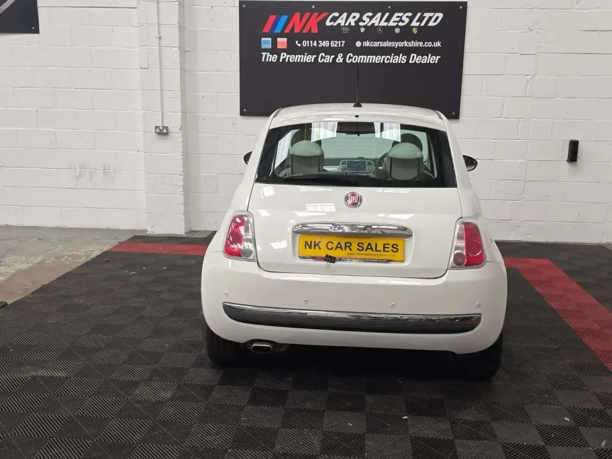 Used Fiat 500 Lounge 69 HP (50 kW) 2014 White Hatchback