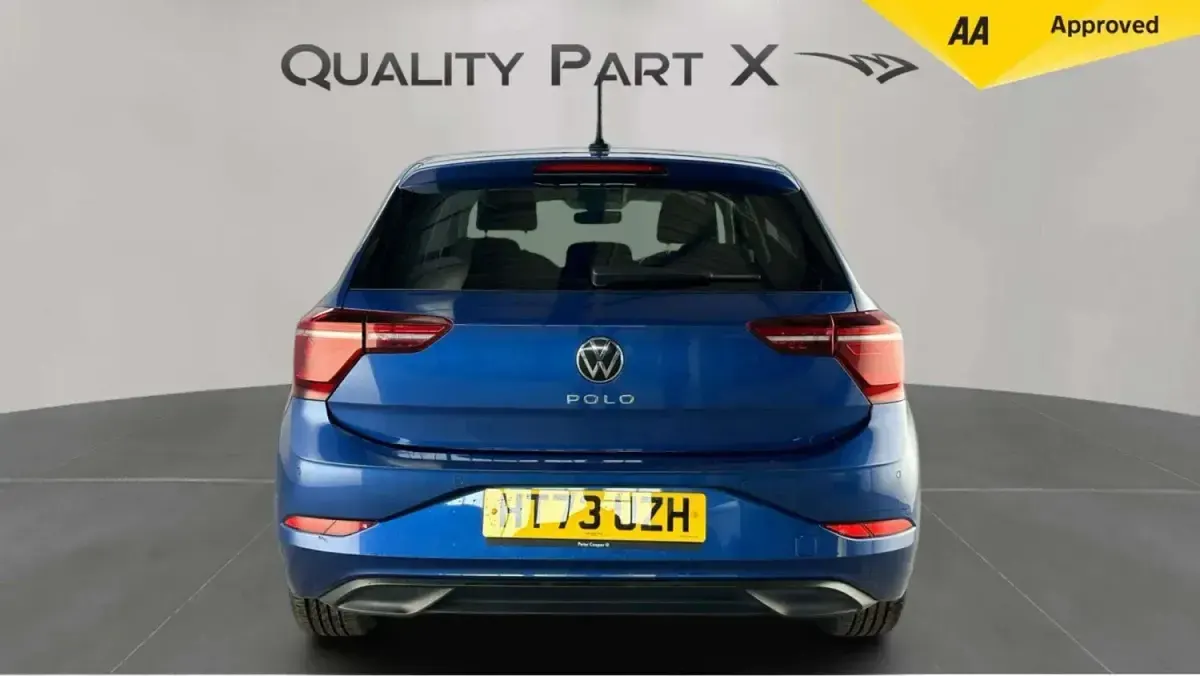 Begagnad VW Polo Style 95 HK (69 kW) 2024 Blå Halvkombi