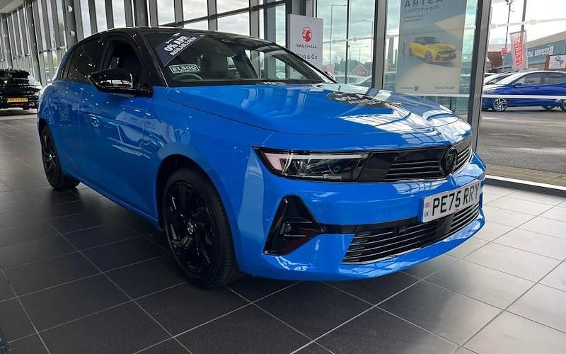 Used Vauxhall Astra 131 HP (96 kW) 2025 Hatchback