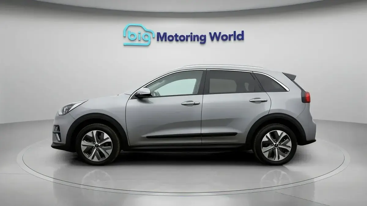 Used Kia Niro 150 kW (204 HP) 2022 Grey SUV