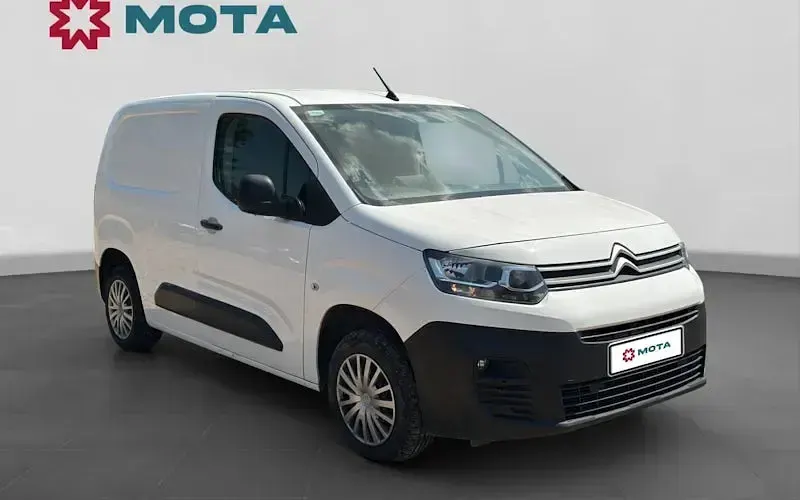 Used Citroën Berlingo 76 HP (55 kW) 2021 MPV