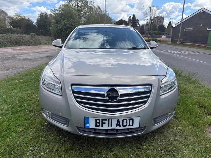 Used Vauxhall Insignia SRi 2011 Silver Hatchback