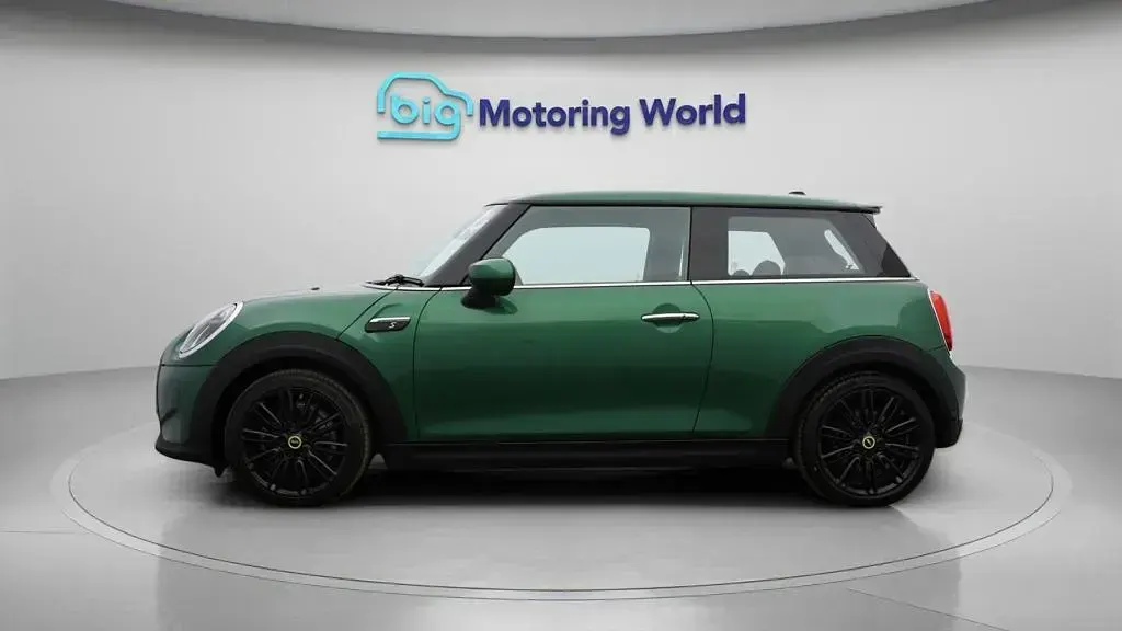 Used Mini Cooper SE Hatch 135 kW (184 HP) 2023 Hatchback