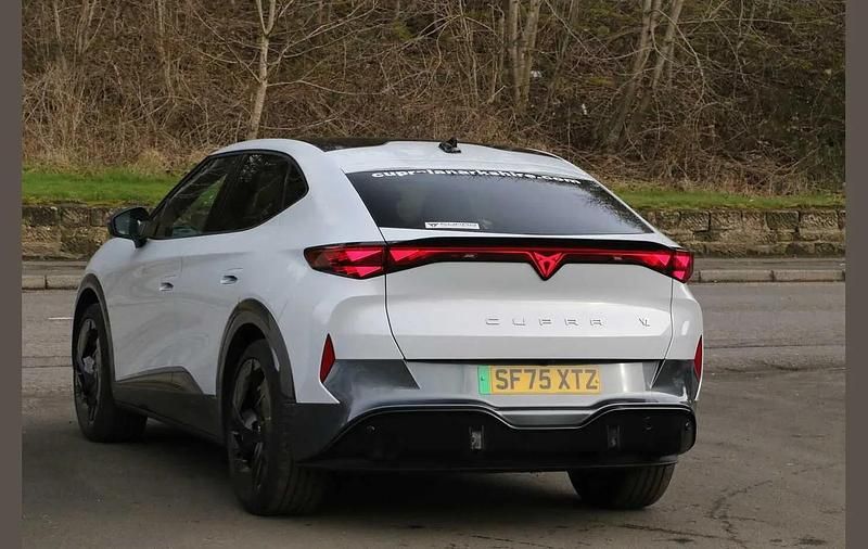 New Cupra Tavascan VZ1 250 kW (340 HP) 2025 White SUV