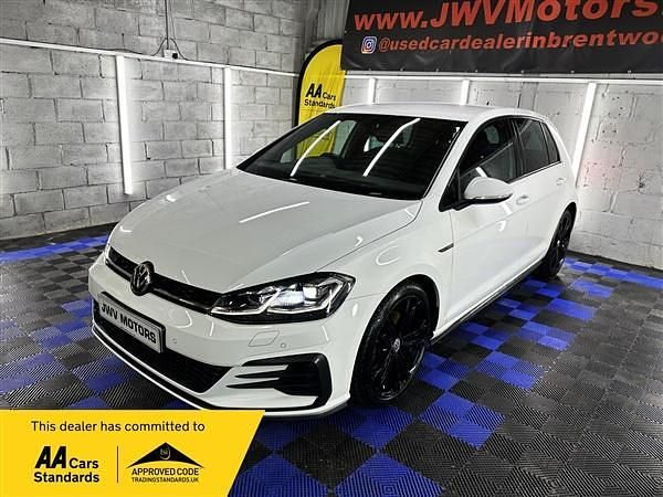 White Used 2018 VW Golf VII GTD Hatchback | £14,995 (Fair price) - Image 1/4
